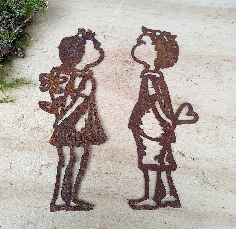 2er Set Gartenstecker Junge und Mädchen Gesamtlänge je ca. 62 cm hoch aus Metall in Edelrost Fensterdeko Liebe Muttertag Hochzeit