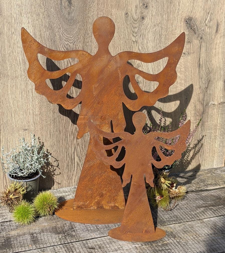 Engel ca. 50 cm hoch aus Metall in Edelrost, Weihnachtsdeko Advent Trauer